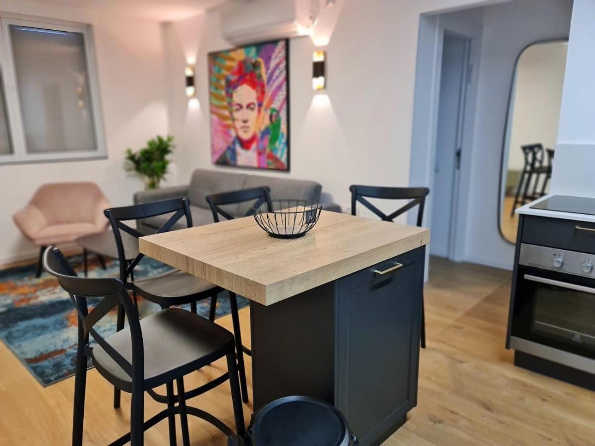 Sunshine Suites By The Sea Eilat 3 Min Walk To The Beach ภายนอก รูปภาพ
